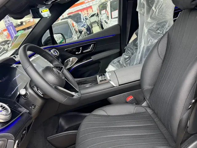 Mercedes-Benz EQS SUV — Фото автомобиля 5