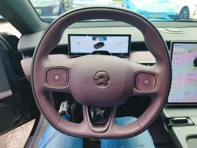 Nio ET5 Touring — Фото автомобиля 10