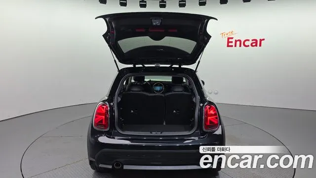 Mini Cooper — Фото автомобиля 6