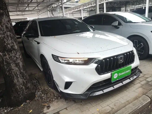 Honda Inspire — Фото автомобиля 3