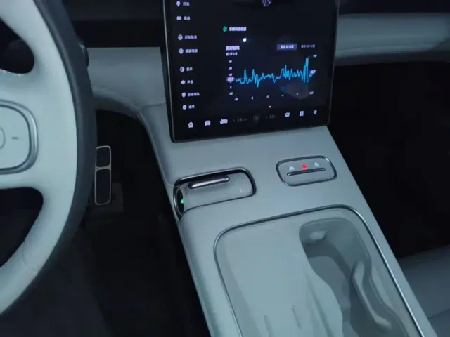 Nio EC7 — Фото автомобиля 8