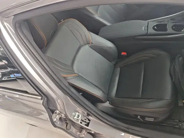 Toyota Avalon — Фото автомобиля 24