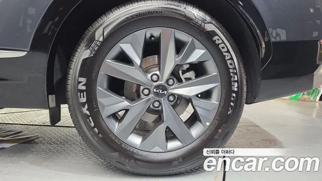 Kia Sportage Sportage 5-е поколение Бензин 1.6 турбо 2WD — Фото автомобиля 20