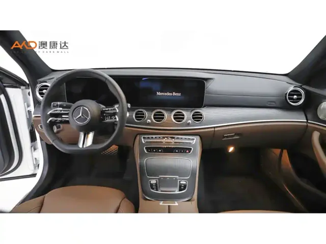 Mercedes-Benz E-Class — Фото автомобиля 5