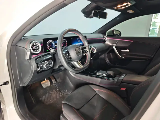 Mercedes-Benz C-Class — Фото автомобиля 7