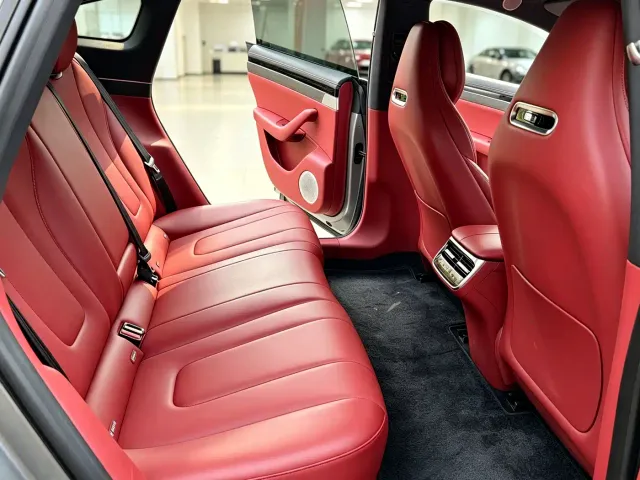Luxeed S7 — Фото автомобиля 13