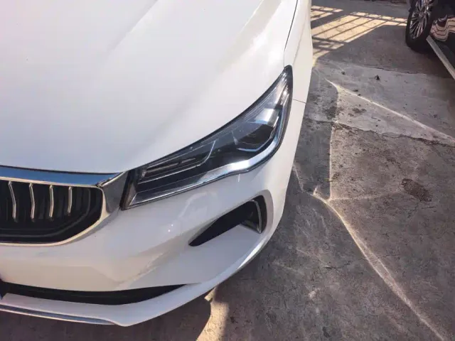 Geely Emgrand — Фото автомобиля 5