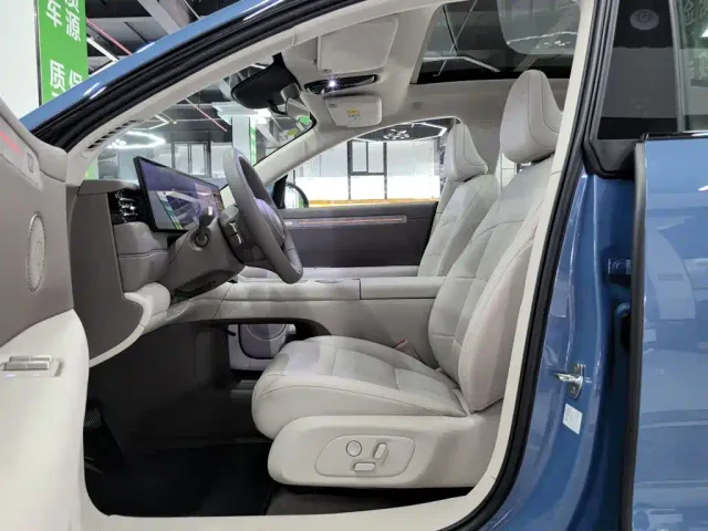 IM Motors LS6 — Фото автомобиля 7