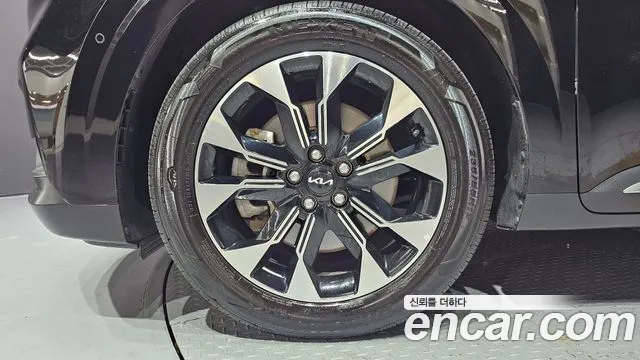Kia Carnival Generation 4 — Фото автомобиля 5