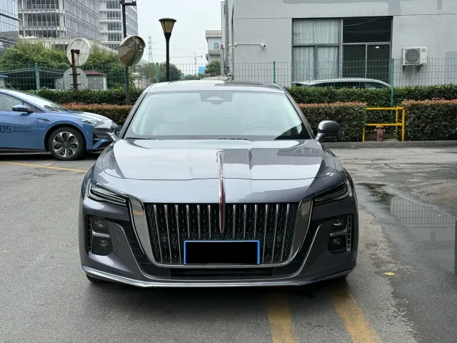 Hongqi H5 — Фото автомобиля 2