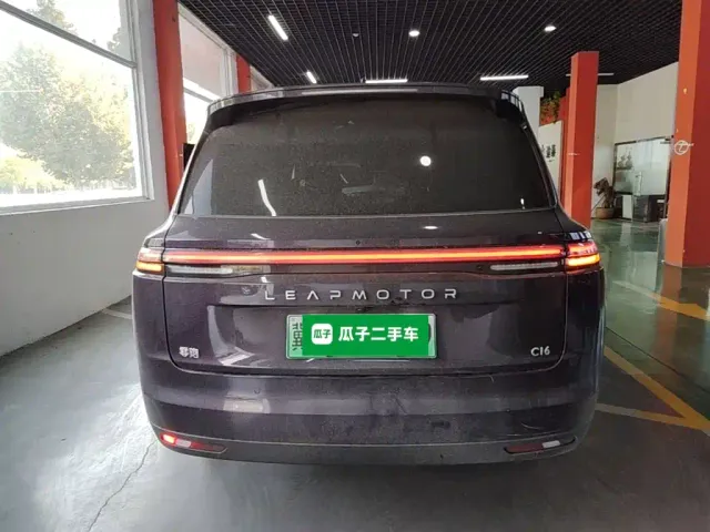 Leapmotor C16 — Фото автомобиля 5