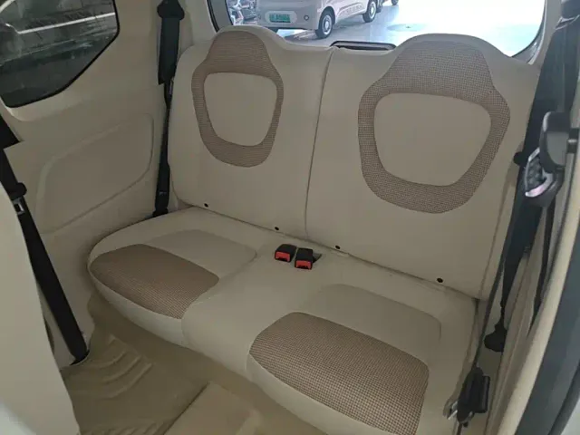 Wuling Hongguang Mini EV — Фото автомобиля 16