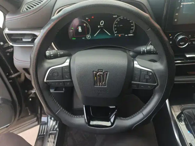 Toyota Crown Kluger — Фото автомобиля 15