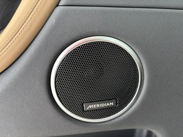 Land Rover Discovery Sport — Фото автомобиля 11