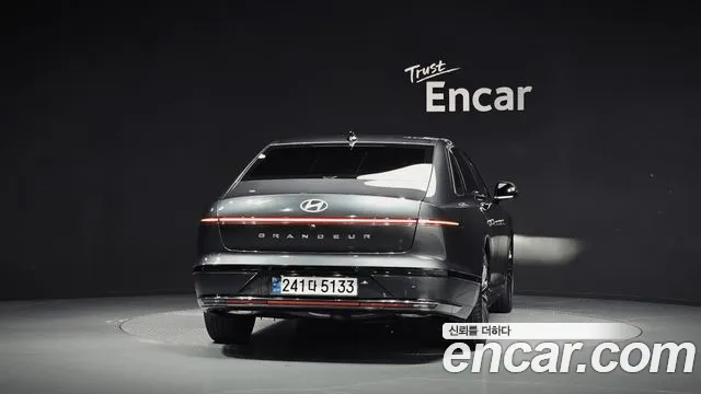 Hyundai Grandeur GN7 — Фото автомобиля 4
