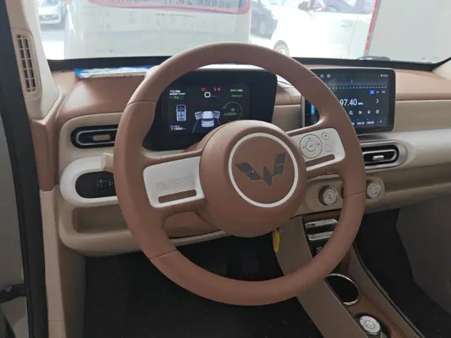 Wuling Hongguang Mini EV — Фото автомобиля 15