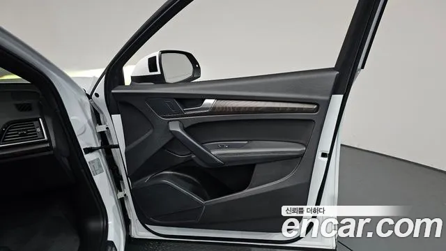Audi Q5 45 TFSI quattro Sportback Premium — Фото автомобиля 19