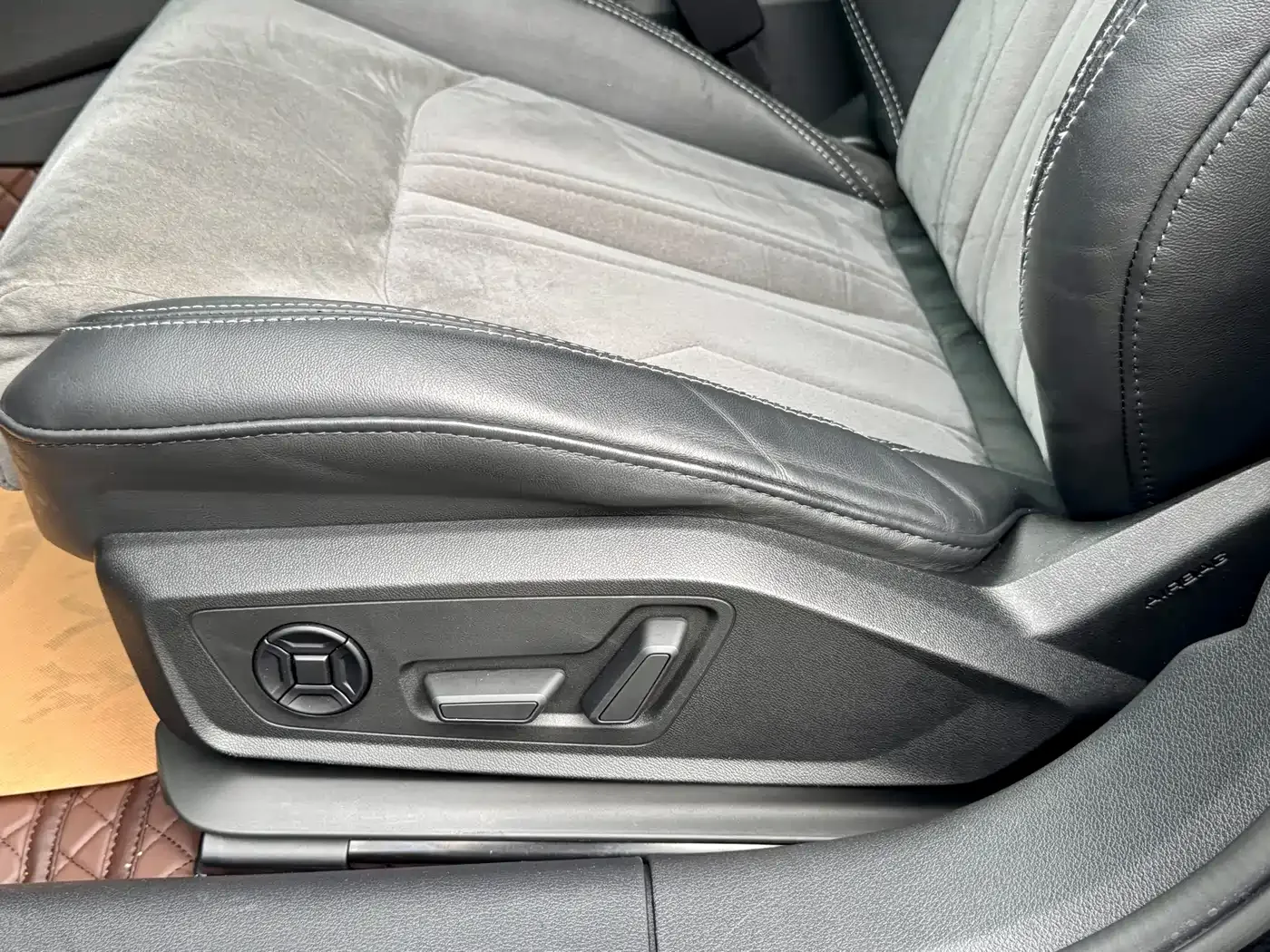 Audi Audi A6L 2022 40 TFSI Luxury Dynamic — Фото автомобиля 17