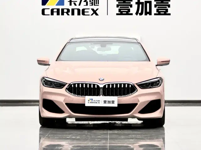 BMW 8 Series — Фото автомобиля 2