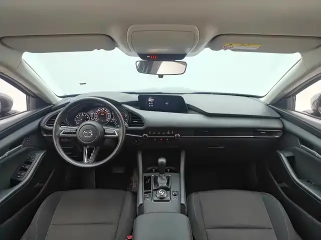 Mazda Axela — Фото автомобиля 5