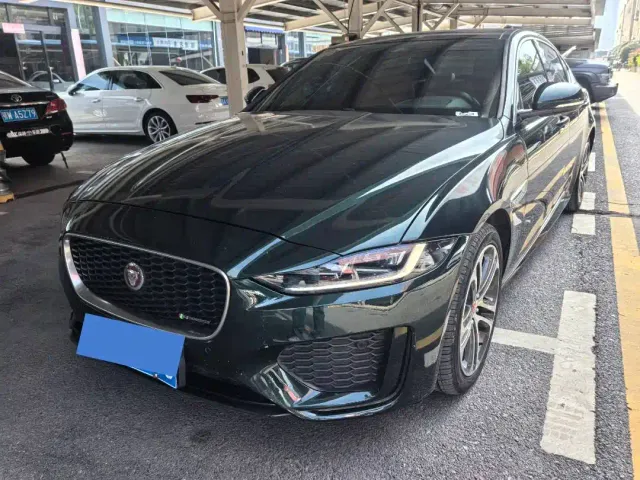 Фотография автомобиля — Jaguar XEL