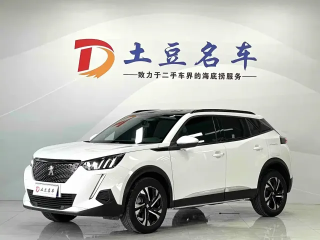 Фотография автомобиля — Peugeot 2008
