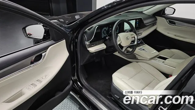 Hyundai Grandeur Grandeur (New) — Фото автомобиля 10