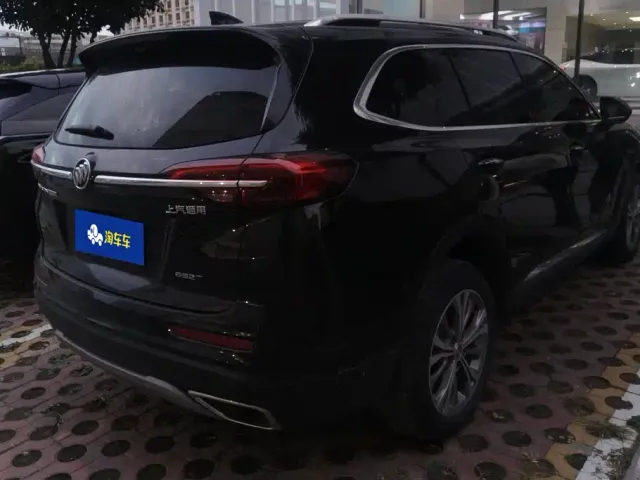 Buick Envision Plus — Фото автомобиля 3
