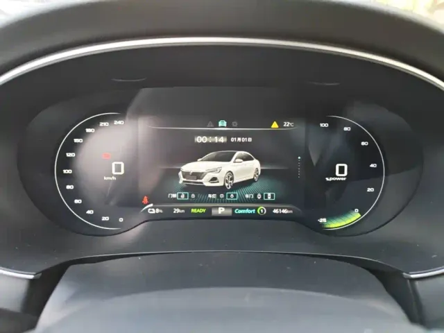 Roewe i6 MAX EV — Фото автомобиля 11