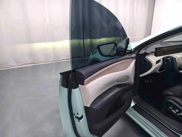 IM Motors LS7 — Фото автомобиля 6