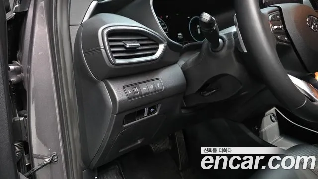 Hyundai Santa Fe Santa Fe (New) — Фото автомобиля 19