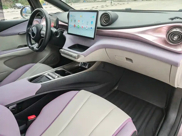 BYD Dolphin — Фото автомобиля 10