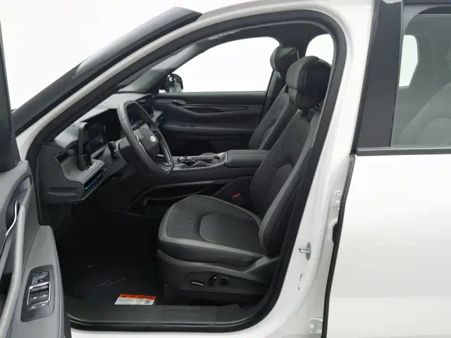 Ford Edge — Фото автомобиля 10