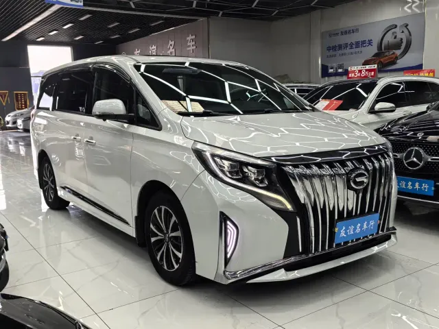 GAC Trumpchi M8 — Фото автомобиля 3