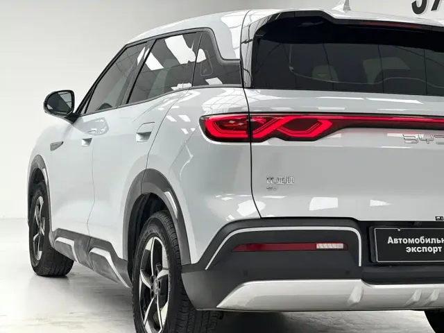 BYD Yuan UP — Фото автомобиля 7