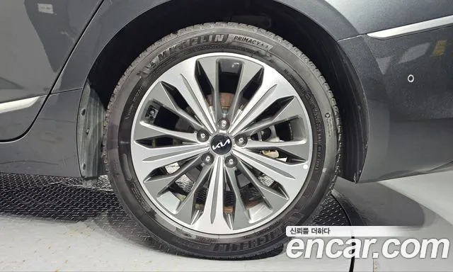 Kia K8 Hybrid — Фото автомобиля 6
