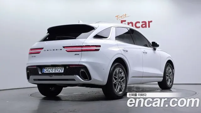 Genesis GV70 — Фото автомобиля 2