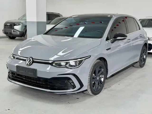Фотография автомобиля — Volkswagen Golf