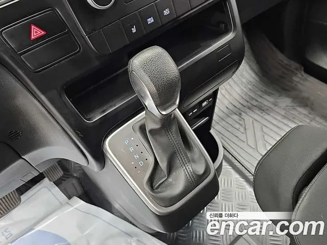 Hyundai Staria — Фото автомобиля 8