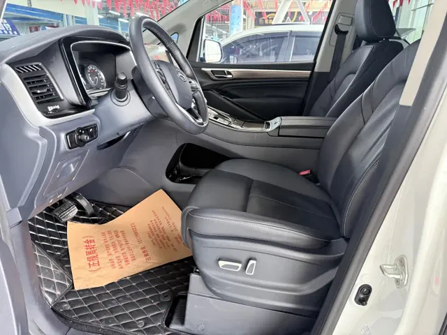 GAC Trumpchi M8 — Фото автомобиля 8
