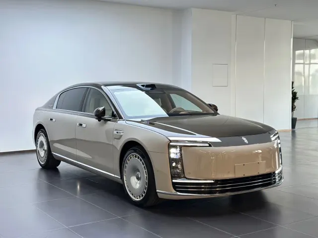 Maextro S800 — Фото автомобиля 3