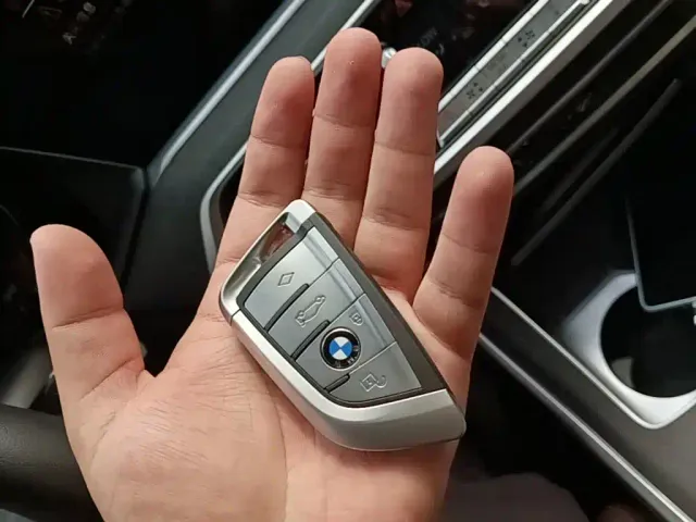 BMW X7 — Фото автомобиля 8