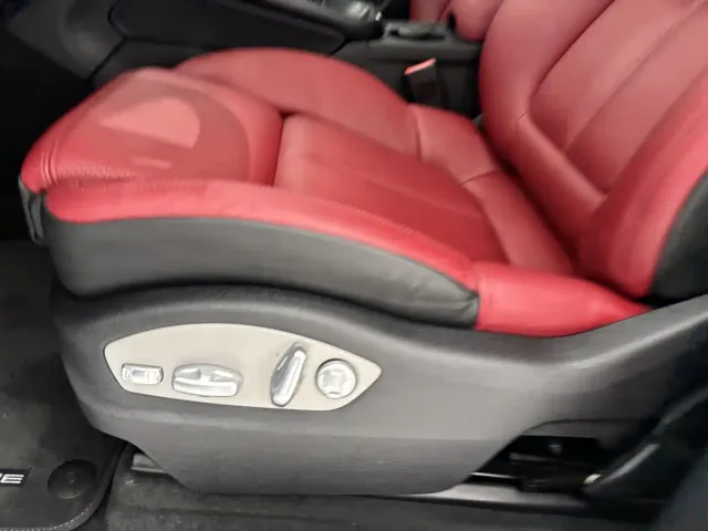Porsche Macan — Фото автомобиля 13