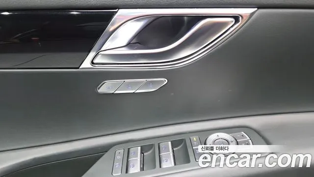 Genesis GV80 — Фото автомобиля 29