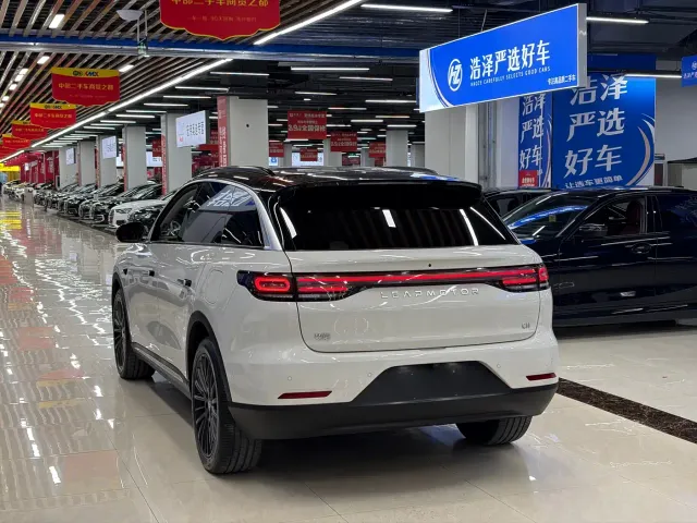 Leapmotor C11 — Фото автомобиля 4