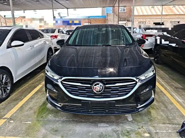Buick LaCrosse — Фото автомобиля 2