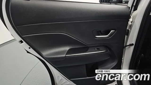 Hyundai Kona — Фото автомобиля 14