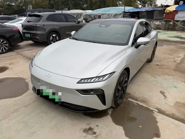 Фотография автомобиля — Dongfeng eπ 007