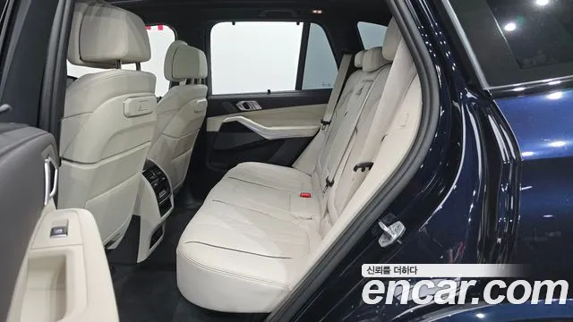 BMW X5 xDrive 40i M Sport — Фото автомобиля 11