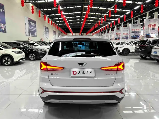 Jetta VS7 — Фото автомобиля 5